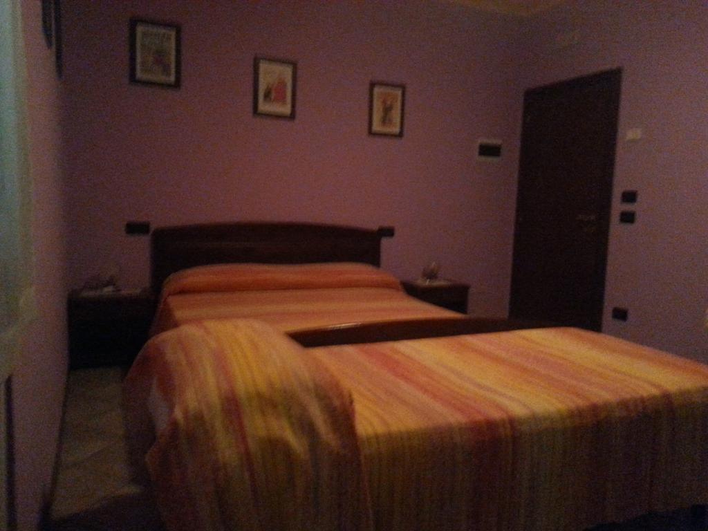 Lo Zodiaco Hotel Roncobillaccio Kültér fotó